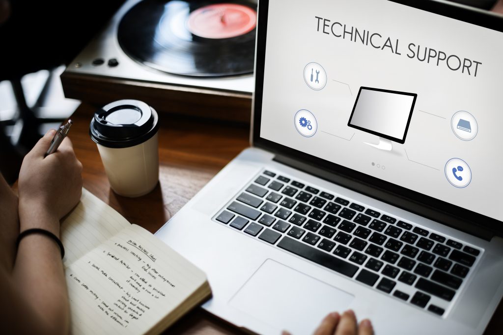 Support technique physique ou à distance pour infogérance
